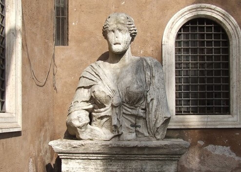 Madama Lucrezia, Piazza di S. Marco